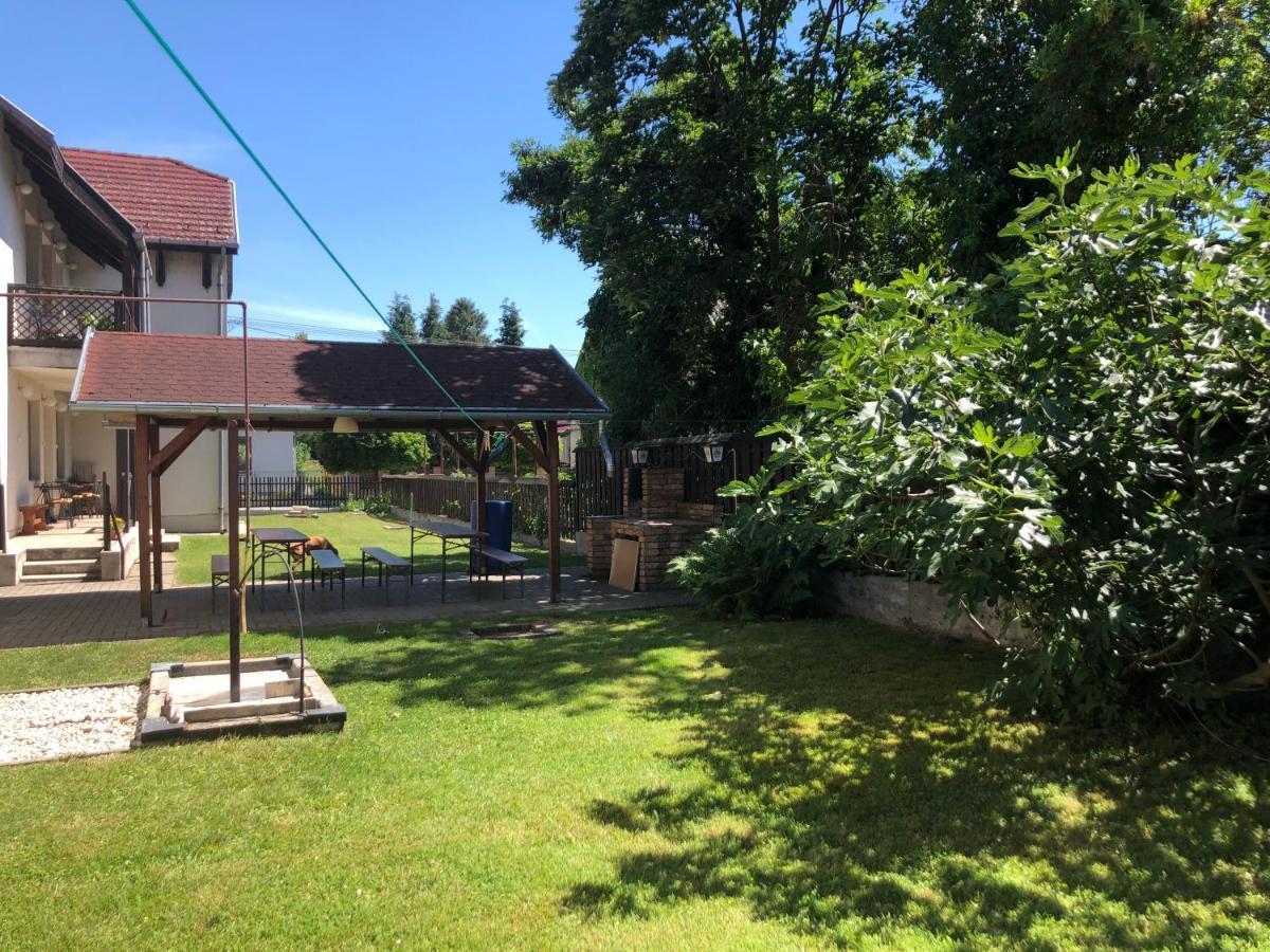 Bestapartman Balatonboglar Bagian luar foto